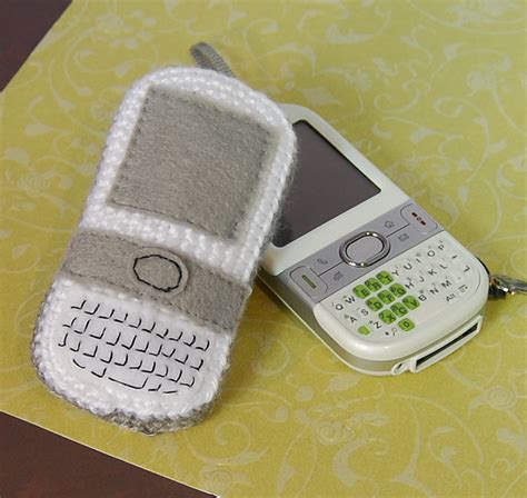 Ravelry Amigurumi Cell Phone Pattern By Karla Fitch