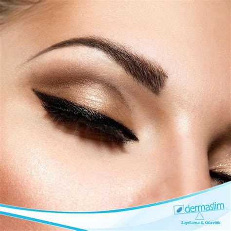 Herhangi bir nedenle kaşları dökülen, kaş şeklinden memnun olmayan ya da mevcut ifadesini biraz daha belirginleştirmek isteyen herkes bu işlemi uygulatabilir. Microblading 3D Kıl Tekniği ile gerçek kaşlarınızdan ayırt ...