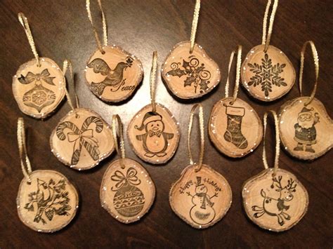 Pin By Treva Pemberton On Navidad In 2021 Christmas Wood Crafts