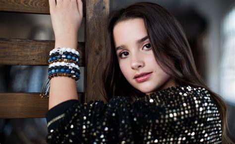 Annie began her recording career in 1999 with the underground hit single the greatest hit and gained international acclaim, particularly from music bloggers. Tween Megastar Annie LeBlanc Launching 'LeBling' Unisex Bracelet Line - Tubefilter