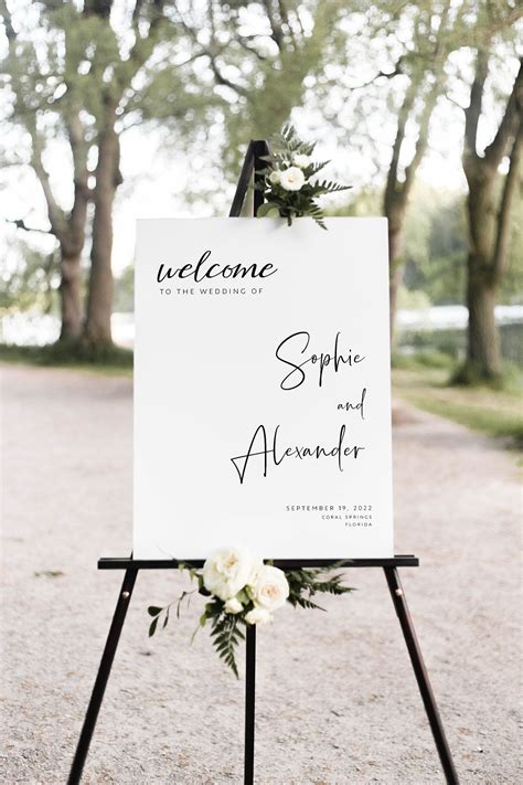 Welcome Wedding Sign Template Minimalist Black And White Etsy
