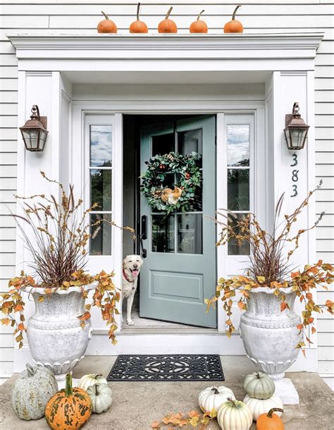 20 Beautiful Fall Front Door Decor Ideas Wonder Forest