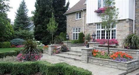 Creating The Best First Impression With Front Yard Landscaping