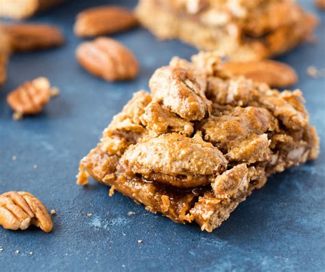 Gluten Free Pecan Pie Bars With Oatmeal Crust Hungry Hobby