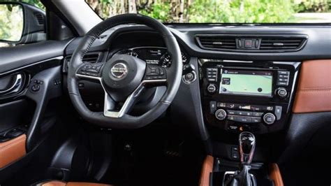 Spacious and versatile interior, and dynamic exterior. 2019 Nissan X-trail Release date, Price, Interior - Nissan ...