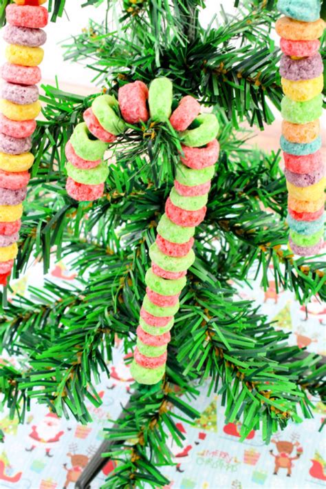 Fruit Loop Candy Cane Ornaments Easy Kids Friendly Craft