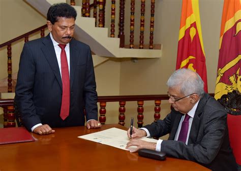 Sri Lanka Prime Minister Juror In As Interim Chief Haber Tusba
