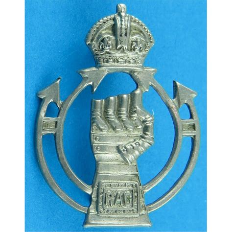 Royal Armoured Corps Mailed Fist Collar Badge