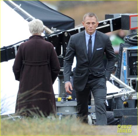 Daniel Craig Skyfall Set In Scotland Photo 2628614 Daniel Craig