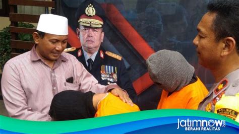 Pasangan Remaja Mesum Di Masjid Kota Probolinggo Berstatus Pelajar