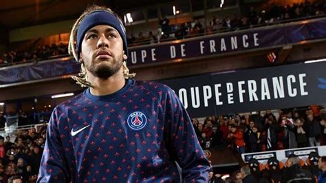Neymar نيمار لاعب كرة قدم برازيلي. نيمار يخطف عشيقة شيخ ثري .. (فيديو + صور) - RT Arabic
