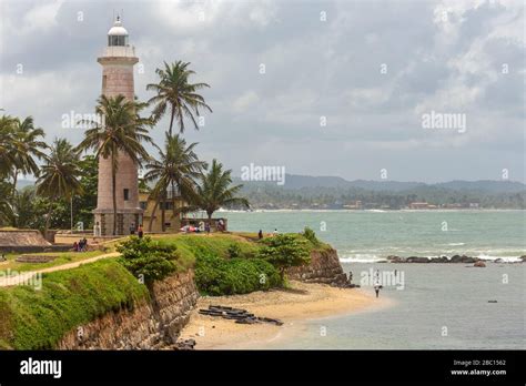 Lighthouse On The Point De Galle Galle Sri Lanka Stock Photo Alamy