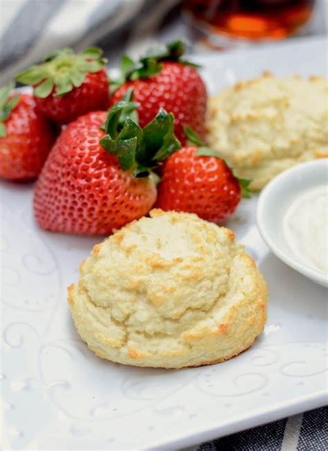 Southern Style Fluffy Paleo Biscuits Keto And Low Carb Recipe Paleo Biscuits Food Processor