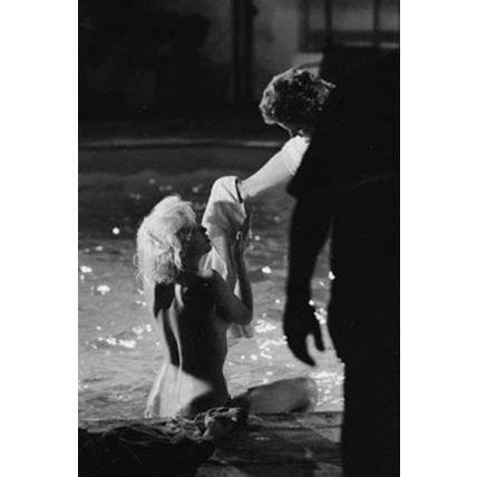 Marilyn Monroe Unseen Nude Swim Shoot Rare X Gallery Quality