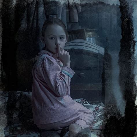 netflix s ‘the haunting of bly manor gets new full length trailer