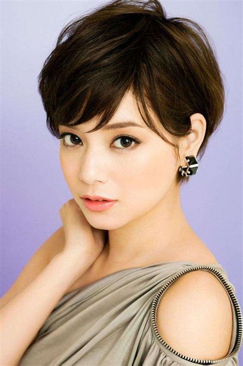 These stylish short hair designs are great for asian ladies who want to use a pixie hair style. 60 Hottest Pixie Haircuts 2021 - Classic to Edgy Pixie ...