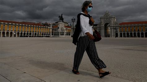 Ir para conteúdo principal ou rodapé. Lisboa copa los contagios por coronavirus en Portugal