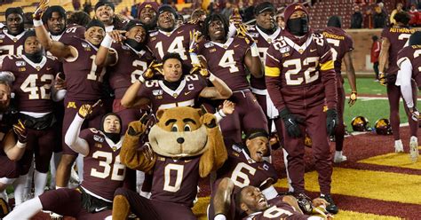 The Minnesota Golden Gophers Football Team Is Ranked 14 In Fan Pulse