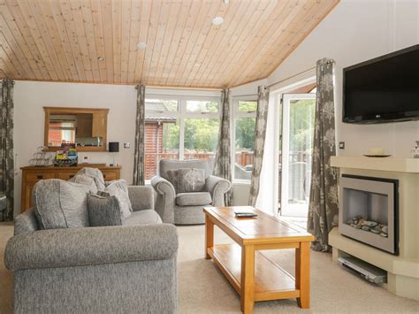 Lakeland View Lodge Bowness On Windermere Cumbria England Cottages For Couples Find