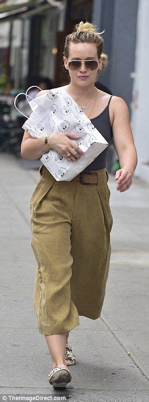 Hilary Duff Shows Off Her Buff Biceps In A Tank On Hot Nyc Day Hilary