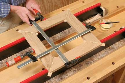 This is a woodworking instructional video on making a spline miter joint using a jig that i demonstrated how to make in a previous video. Build Strong Miter Joints with Splines - Woodworking ...