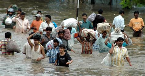 Indian Floods Kill 350 Leave 4 Million Homeless