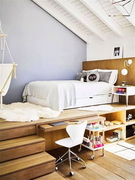 4 Ways How To Décor Your Minimalist Bedroom Small Room Bedroom Attic