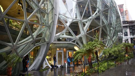 Amazon: Las nuevas oficinas de Amazon son un oasis vegetal