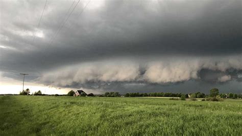 SCARY CLOUDS: Monday's severe storms create frightening looking clouds ...