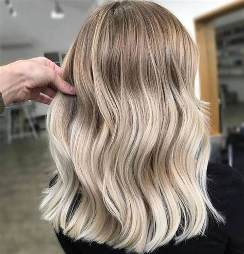 How To Keep Your Bleached Hair Healthy - fashionsy.com