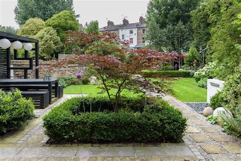 As for the media that is use to create a japanese garden design are rockwoll, a sheet with a thickness of 7 cm and can be absorb water or be used as well to create a japanese garden. Modern Japanese Garden Design North London | Modern japanese garden, Garden design, Japanese ...