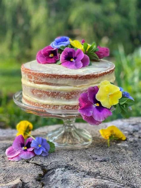 easy naked cake with fresh flowers stacy ling