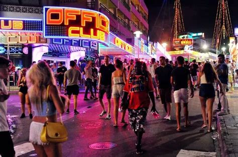 Magalufs Infamous Party Strip To Re Open Bars But Dancing Ban Means Clubs Stay Closed Mirror