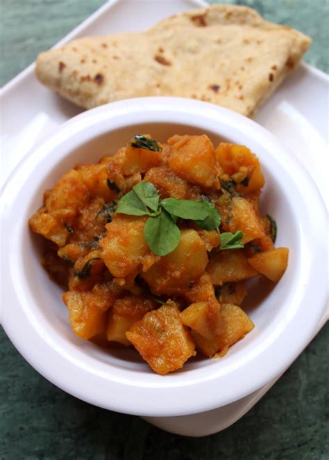 Aloo Sabzi Recipe Aloo Ki Sabzi Yummy Indian Kitchen