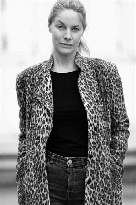 ¿qué le atrajo de su personaje y del proyecto? Petra van de Voort - CRUSH agency — Agentur für Schauspiel ...