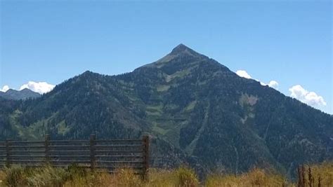 Beautiful Rocky Mountain Scenery