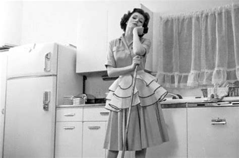 Housewife 1950 Vintage Housewife Bored Housewives