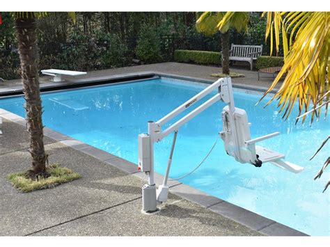 Sr Smith Axs2 Ada Compliant Pool Lift With Locking Anchor 310 0000