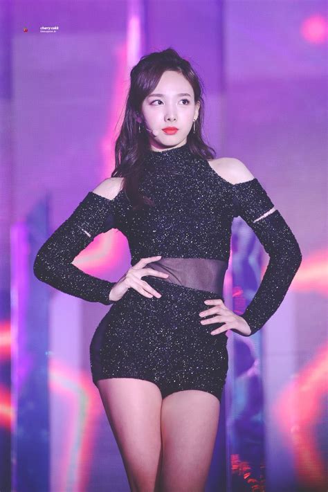 Nayeons Husband On Twitter Nayeons Body Is So Perfect And Fuckable