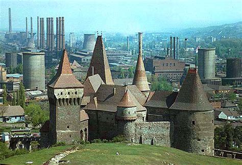 The city is in the cerna valley near the poiana ruscă mountains within the carpathian mountains. Hunedoara