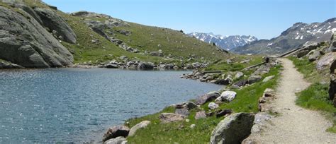 Deriva dalla contrazione di capitano maggiore. Wandelen Lago Maggiore | Wandelen Italië en Zwitserland ...