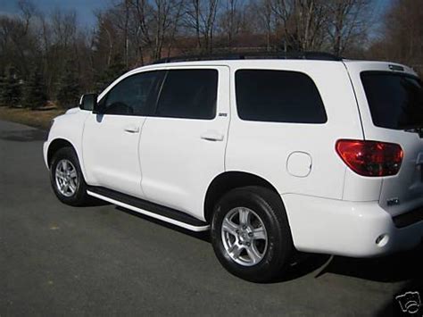 Photo Image Gallery And Touchup Paint Toyota Sequoia In Super White 040