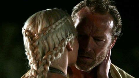 daenerys targaryen and jorah mormont daenerys targaryen photo 24490446 fanpop