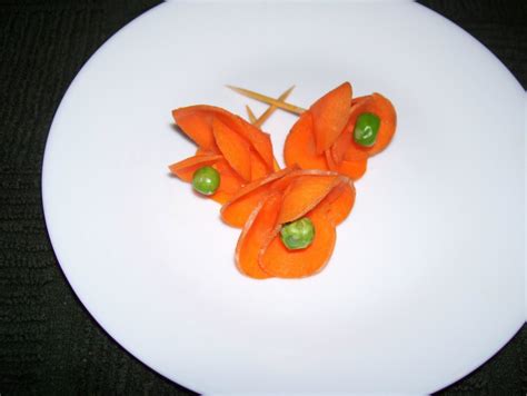 Carrot Flower Garnish Easy Garnish Food Garnishes Carrot Flowers
