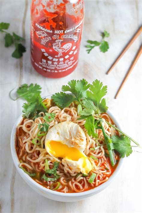 20 Minute Spicy Sriracha Ramen Noodle Soup Ramen Recipes Asian Recipes