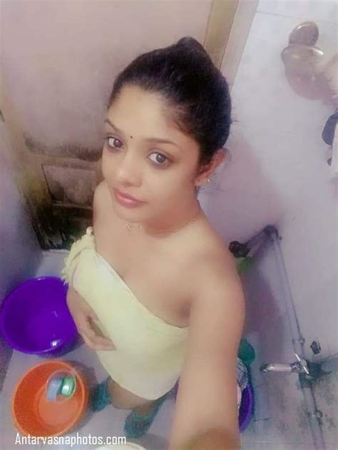 Nude Indian Girl Ki Chut Ki Pyaas Bujhane Ki Hot Photos Sex Xxx Nude