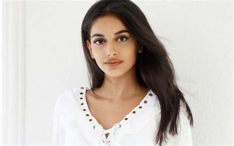 She currently resides in london (united kingdom). Banita Sandhu Height, Weight, Age, Wiki, Biography, Facts