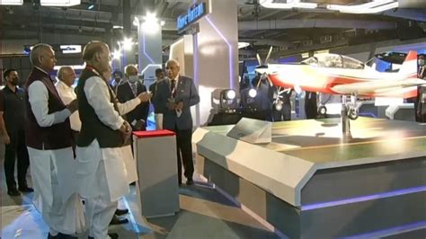 Pm Modi Unveils Htt 40 Indigenous Trainer Aircraft For Iaf 5 Things