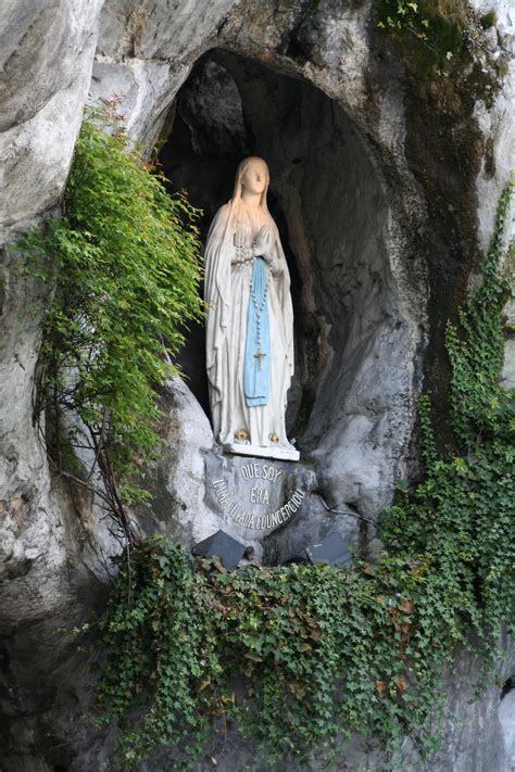 1:38 brader in kl 18 505 просмотров. Blessing of the Sick on the Feast of Our Lady of Lourdes