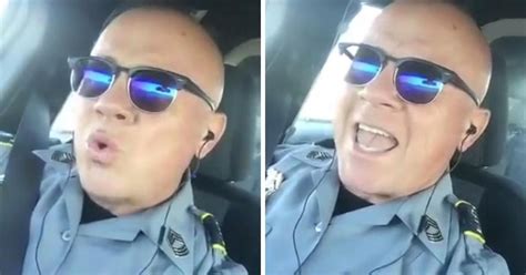 Police Officer Sings Lionel Richies Song In Squad Car And Earns